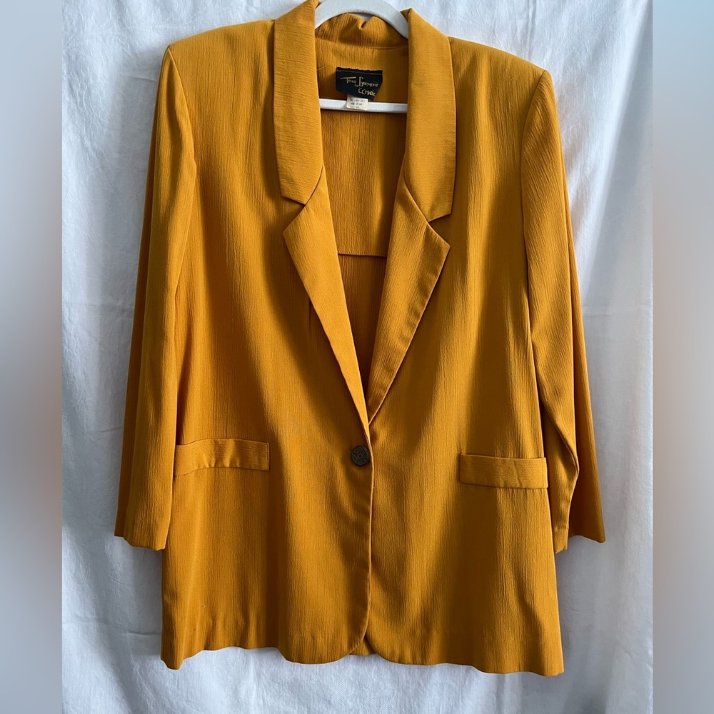 Vintage 1980's Toni Garment for CC Magic Gold/Yellow Oversized Blazer (size S)